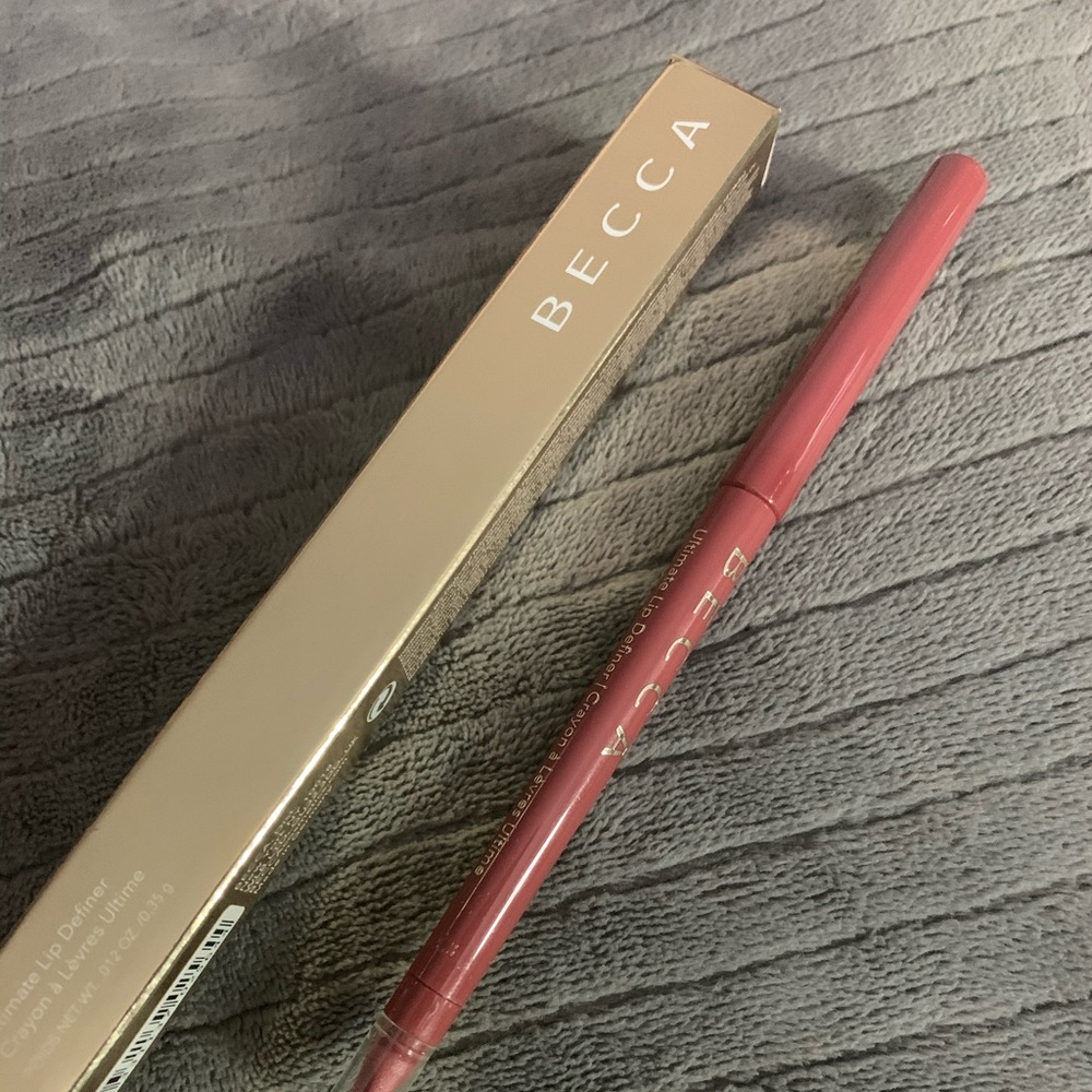 Becca lip liner